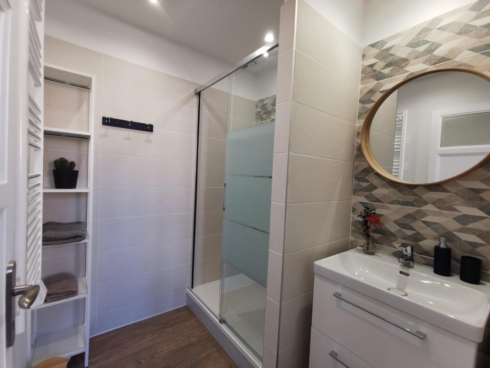 Magnum 80 Terrasse & Climatisation - 6 Personnes - *